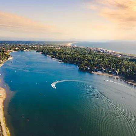 Maison De Petite Piscine Дом отдыха